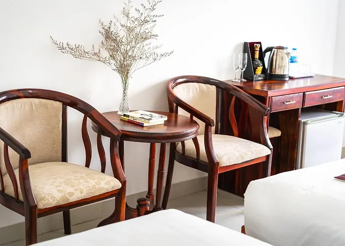 Miền Nhiệt Đới 2 Hotel